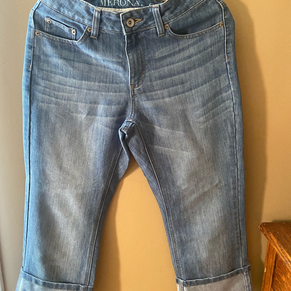 Women’s Cropped blue jeans
